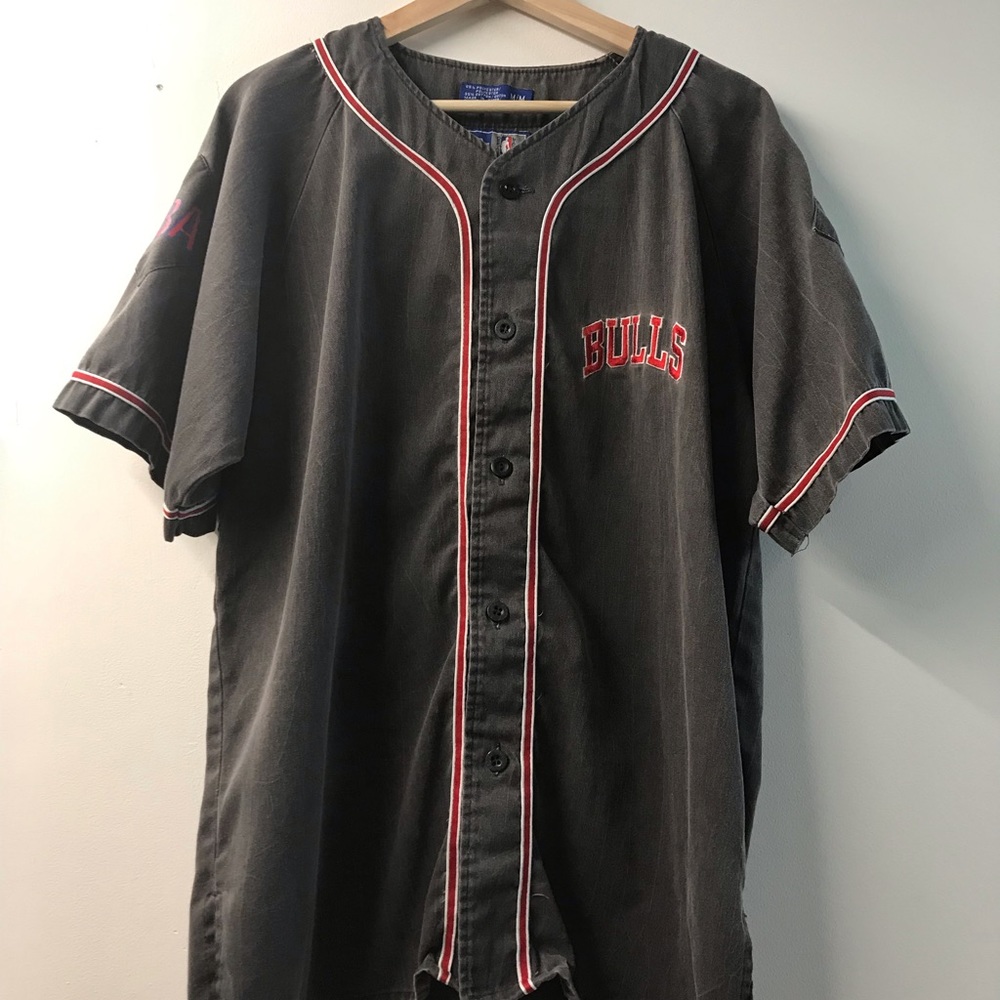 Vintage Starter Chicago Bulls Jersey